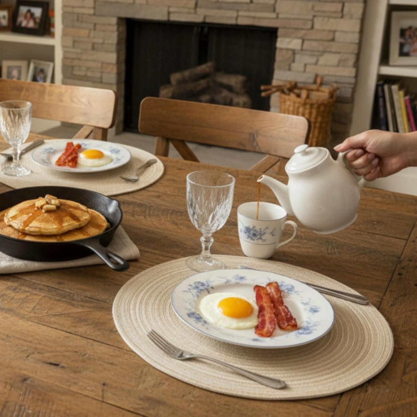 SHACOS 15 inch Round Braided Placemats Set of 6 Cotton Polyester Place Mats Non Slip Heat Resistant Washable Table Mats for Kitchen Dining Party Table Decor (Beige, 6)