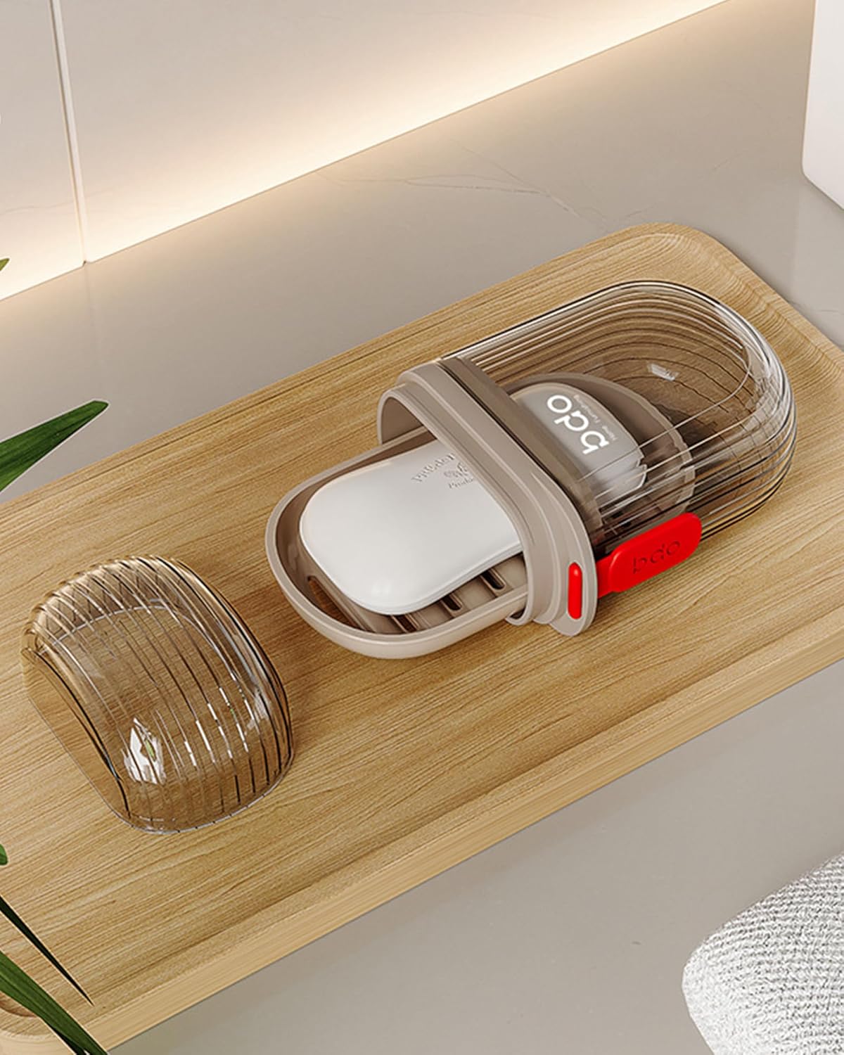 Travel Soap Case, Leakproof Soap Container with Lid, Portable Bar Soap Holder for Traveling, Soap Dish for Bathroom, Shower, Gym, School, Camping, Vacation, Outdoor-Transparent-Black