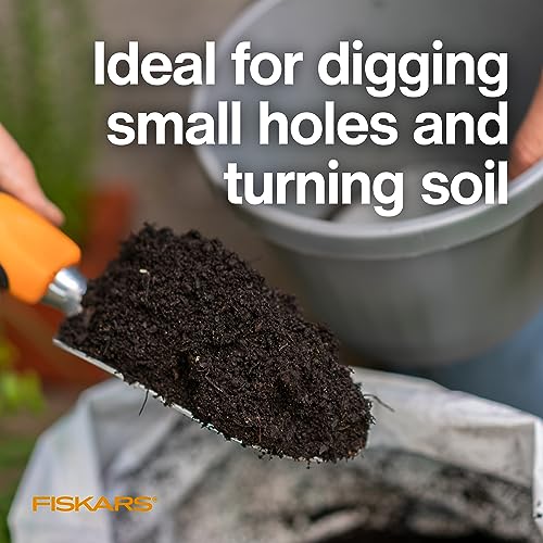 Fiskars Trowel, Heavy Duty Gardening Hand Tool with Hang Hole, For Digging and Planting, Rust Resistant Cast Aluminum, Ergonomic Handle and Comfort Grip, Gardening Tools for Yard